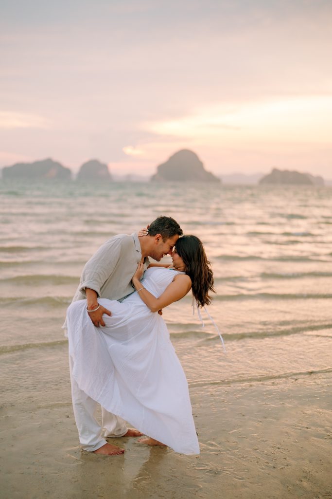 Krabi surprise proposal decoration planner, Krabi Wedding Planner, Krabi wedding, Krabi Wedding Planner, Krabi wedding organizer , Surprise proposal, Krabi surprise proposal photography, proposal decoration, surprise proposal photographer in Krabi