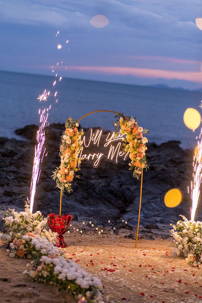 Krabi surprise proposal decoration planner, marriage proposal, Surprise proposal, Krabi Wedding Planner, Krabi planner, Koh Lanta photographer, Surprise proposal at Koh Lanta