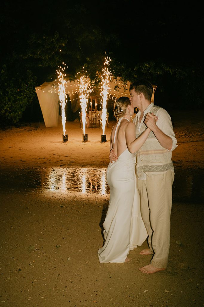 Krabi wedding photographer, Krabi wedding photography, Krabi Wedding Planner