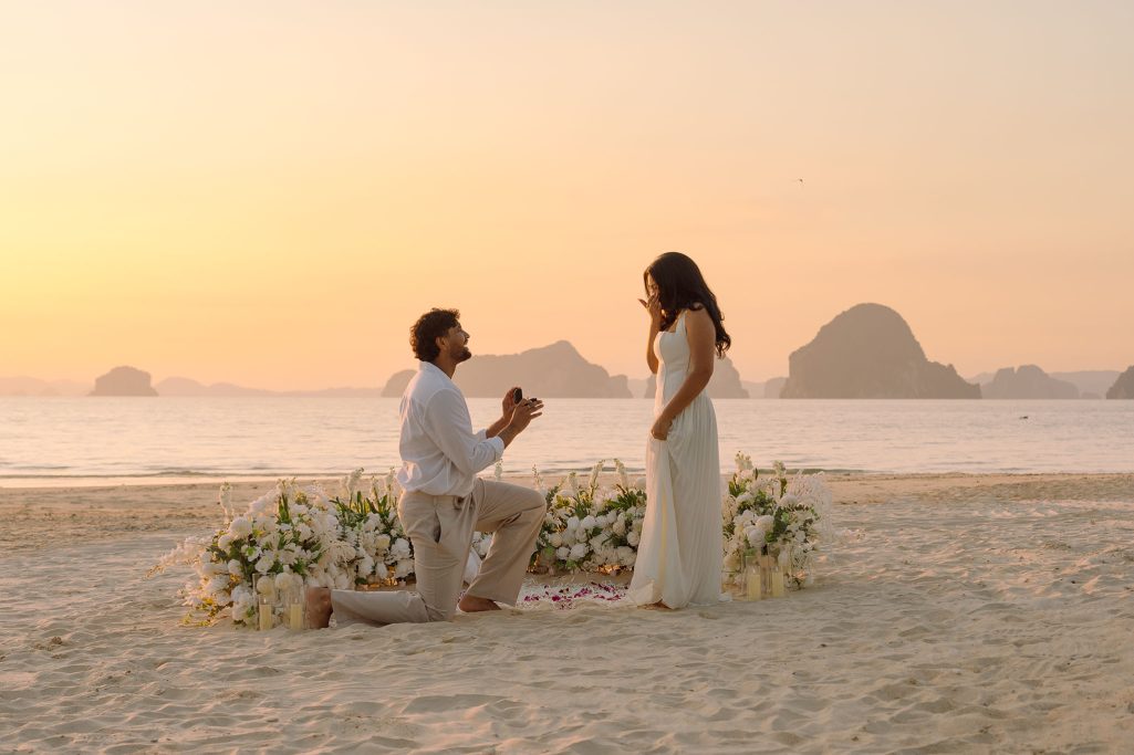 Krabi surprise proposal decoration planner, Krabi Wedding Planner, Krabi wedding, Krabi Wedding Planner, Krabi wedding organizer , Surprise proposal, Krabi surprise proposal photography, proposal decoration, surprise proposal photographer in Krabi