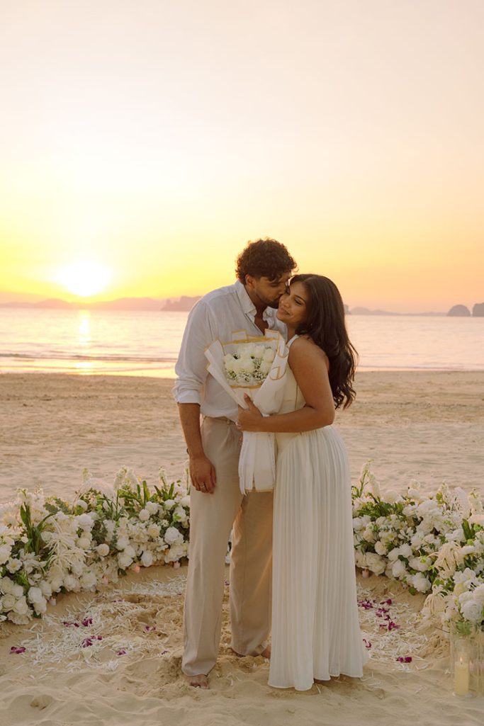 Krabi surprise proposal decoration planner, Krabi Wedding Planner, Krabi wedding, Krabi Wedding Planner, Krabi wedding organizer , Surprise proposal, Krabi surprise proposal photography, proposal decoration, surprise proposal photographer in Krabi