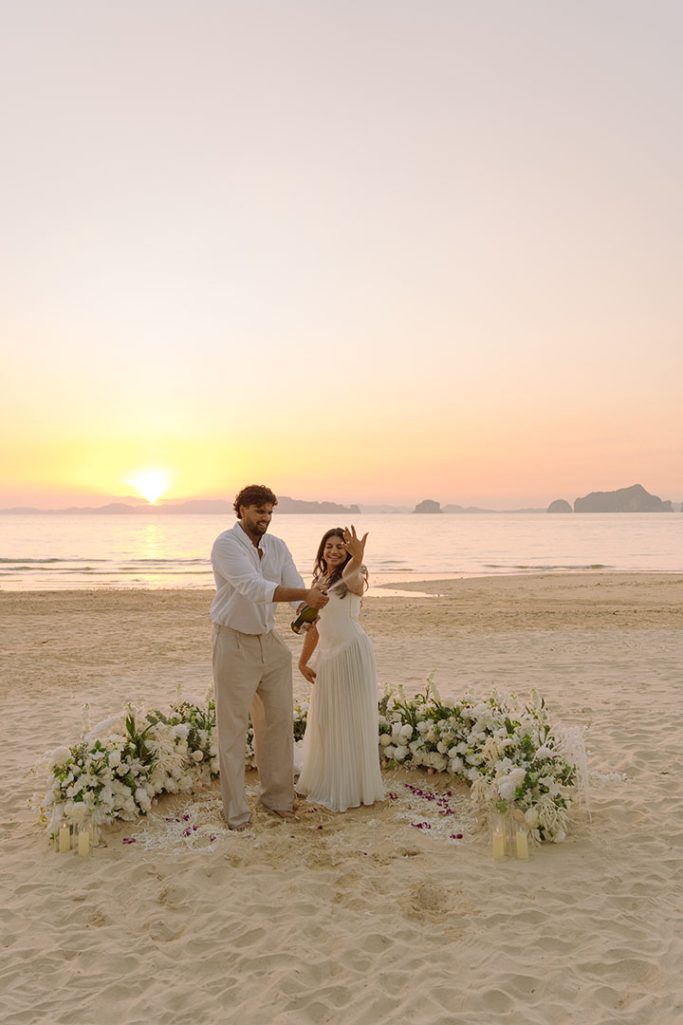 Krabi surprise proposal decoration planner, Krabi Wedding Planner, Krabi wedding, Krabi Wedding Planner, Krabi wedding organizer , Surprise proposal, Krabi surprise proposal photography, proposal decoration, surprise proposal photographer in Krabi