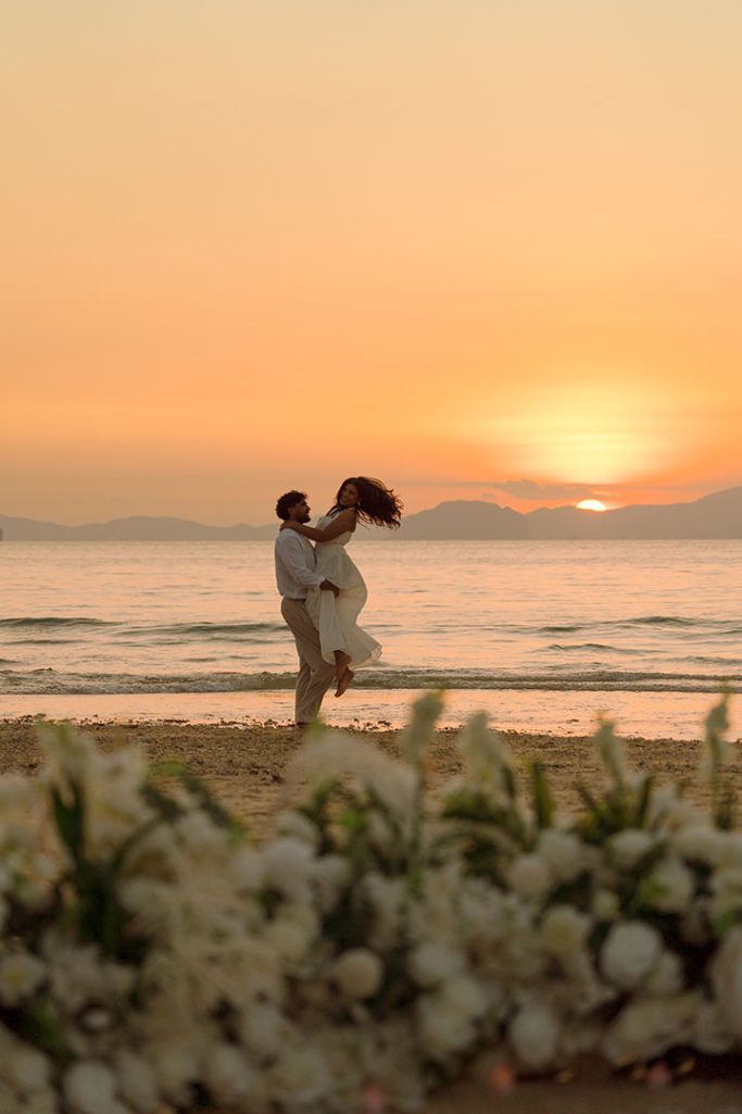 Krabi surprise proposal decoration planner, Krabi Wedding Planner, Krabi wedding, Krabi Wedding Planner, Krabi wedding organizer , Surprise proposal, Krabi surprise proposal photography, proposal decoration, surprise proposal photographer in Krabi