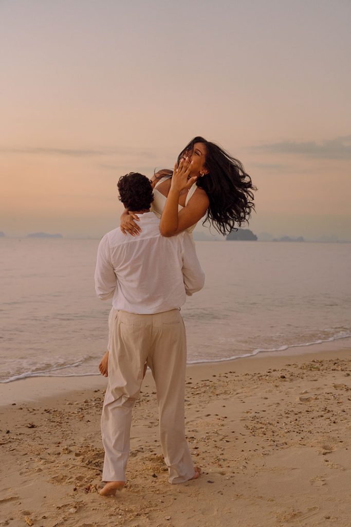 Krabi surprise proposal decoration planner, Krabi Wedding Planner, Krabi wedding, Krabi Wedding Planner, Krabi wedding organizer , Surprise proposal, Krabi surprise proposal photography, proposal decoration, surprise proposal photographer in Krabi