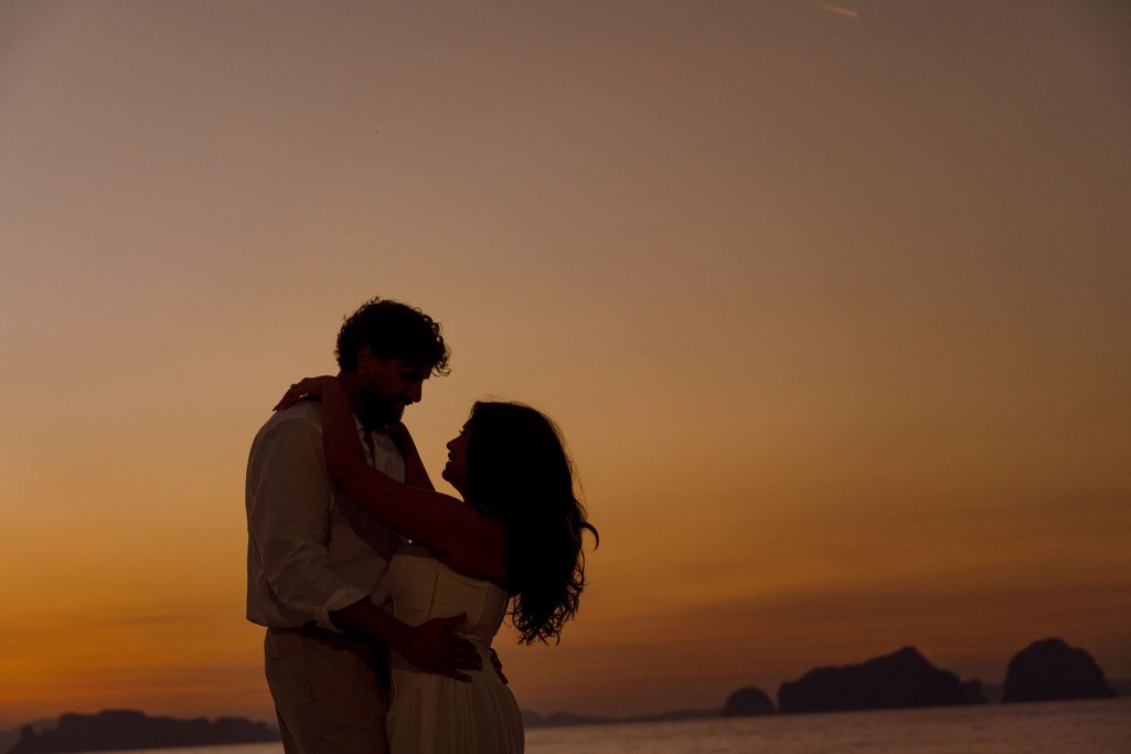 Krabi surprise proposal decoration planner, Krabi Wedding Planner, Krabi wedding, Krabi Wedding Planner, Krabi wedding organizer , Surprise proposal, Krabi surprise proposal photography, proposal decoration, surprise proposal photographer in Krabi