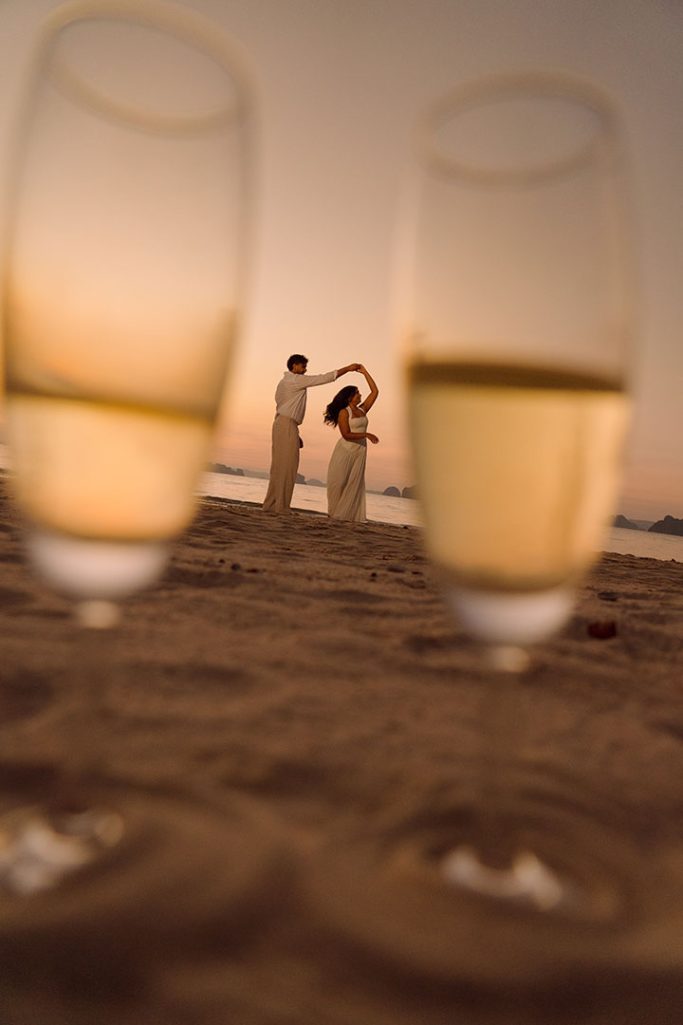 Krabi surprise proposal decoration planner, Krabi Wedding Planner, Krabi wedding, Krabi Wedding Planner, Krabi wedding organizer , Surprise proposal, Krabi surprise proposal photography, proposal decoration, surprise proposal photographer in Krabi