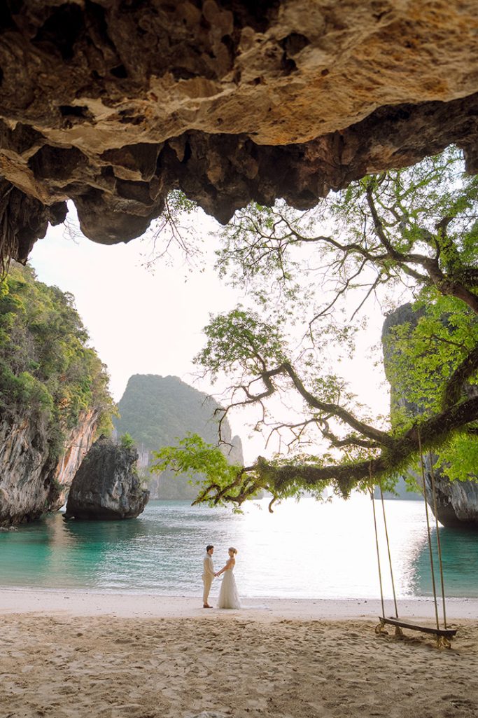 Elopement, Elopement wedding, Elopement wedding photography, Elopement wedding photographer, Elopement at island Krabi, Elopement wedding on boat Krabi, Longtail boat Krabi