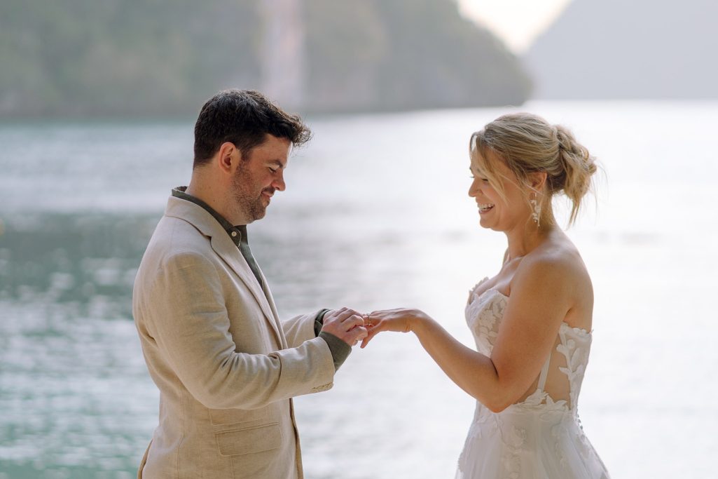 Elopement, Elopement wedding, Elopement wedding photography, Elopement wedding photographer, Elopement at island Krabi, Elopement wedding on boat Krabi, Longtail boat Krabi