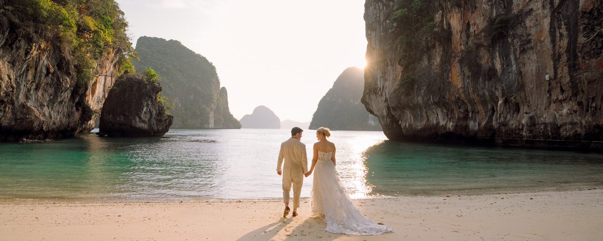 Elopement, Elopement wedding, Elopement wedding photography, Elopement wedding photographer, Elopement at island Krabi, Elopement wedding on boat Krabi, Longtail boat Krabi
