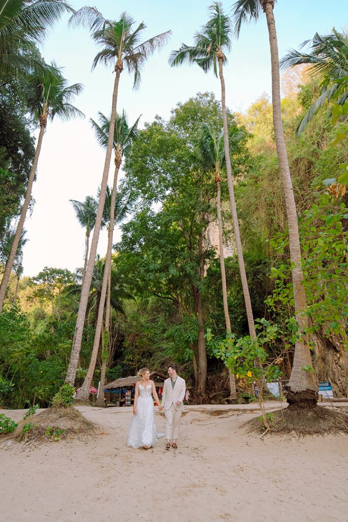 Elopement, Elopement wedding, Elopement wedding photography, Elopement wedding photographer, Elopement at island Krabi, Elopement wedding on boat Krabi, Longtail boat Krabi