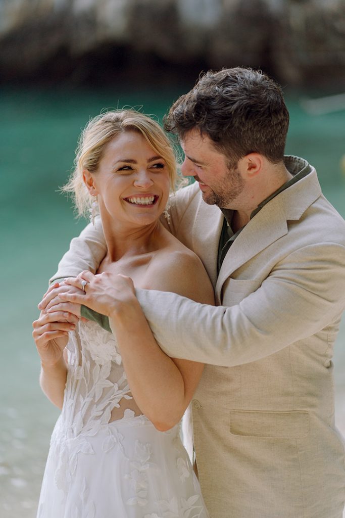 Elopement, Elopement wedding, Elopement wedding photography, Elopement wedding photographer, Elopement at island Krabi, Elopement wedding on boat Krabi, Longtail boat Krabi