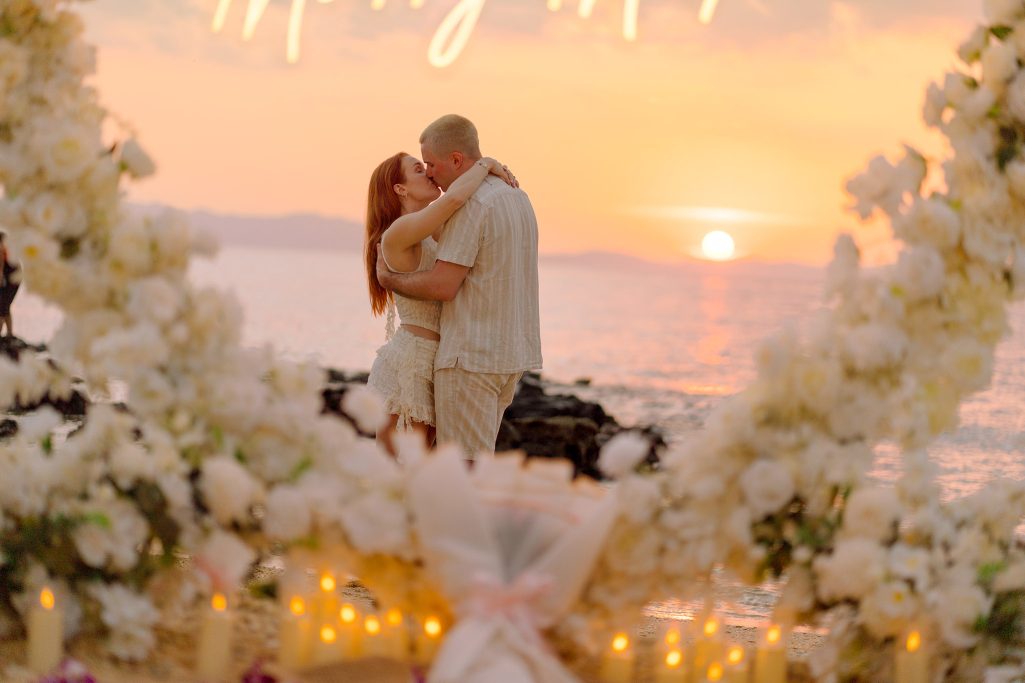 Krabi surprise proposal decoration planner, Krabi Wedding Planner, Krabi wedding, Krabi Wedding Planner, Krabi wedding organizer , Surprise proposal, Krabi surprise proposal photography, proposal decoration, surprise proposal photographer in Krabi