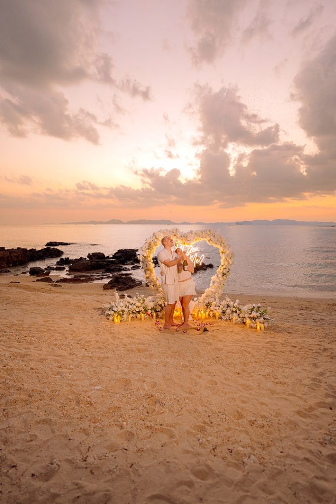 Krabi surprise proposal decoration planner, Krabi Wedding Planner, Krabi wedding, Krabi Wedding Planner, Krabi wedding organizer , Surprise proposal, Krabi surprise proposal photography, proposal decoration, surprise proposal photographer in Krabi