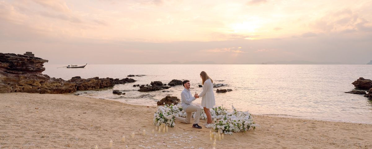 Krabi surprise proposal decoration planner, Krabi Wedding Planner, Krabi wedding, Krabi Wedding Planner, Krabi wedding organizer , Surprise proposal, Krabi surprise proposal photography, proposal decoration, surprise proposal photographer in Krabi