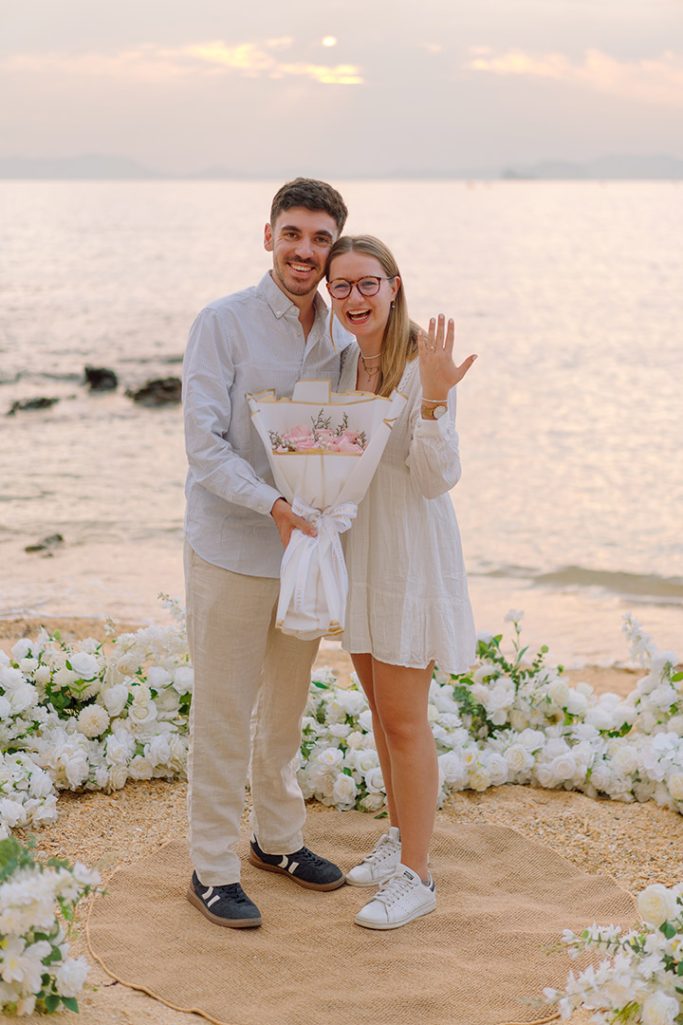 Krabi surprise proposal decoration planner, Krabi Wedding Planner, Krabi wedding, Krabi Wedding Planner, Krabi wedding organizer , Surprise proposal, Krabi surprise proposal photography, proposal decoration, surprise proposal photographer in Krabi