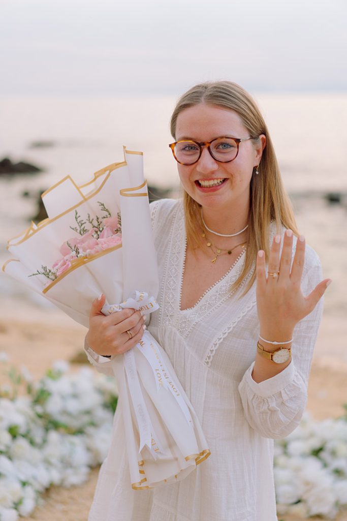 Krabi surprise proposal decoration planner, Krabi Wedding Planner, Krabi wedding, Krabi Wedding Planner, Krabi wedding organizer , Surprise proposal, Krabi surprise proposal photography, proposal decoration, surprise proposal photographer in Krabi