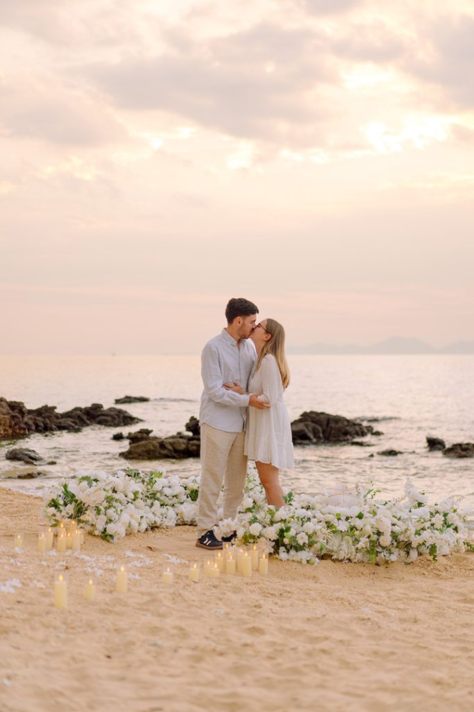 Krabi surprise proposal decoration planner, Krabi Wedding Planner, Krabi wedding, Krabi Wedding Planner, Krabi wedding organizer , Surprise proposal, Krabi surprise proposal photography, proposal decoration, surprise proposal photographer in Krabi