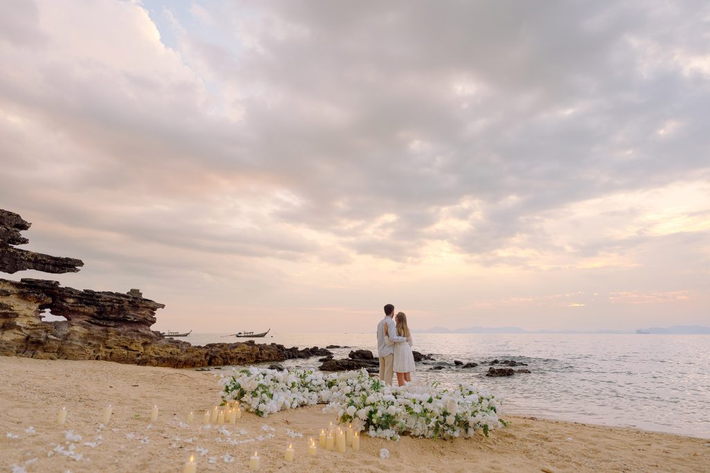 Krabi surprise proposal decoration planner, Krabi Wedding Planner, Krabi wedding, Krabi Wedding Planner, Krabi wedding organizer , Surprise proposal, Krabi surprise proposal photography, proposal decoration, surprise proposal photographer in Krabi