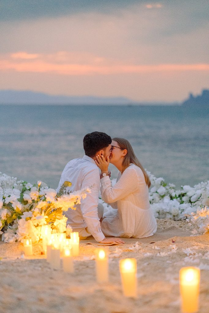Krabi surprise proposal decoration planner, Krabi Wedding Planner, Krabi wedding, Krabi Wedding Planner, Krabi wedding organizer , Surprise proposal, Krabi surprise proposal photography, proposal decoration, surprise proposal photographer in Krabi