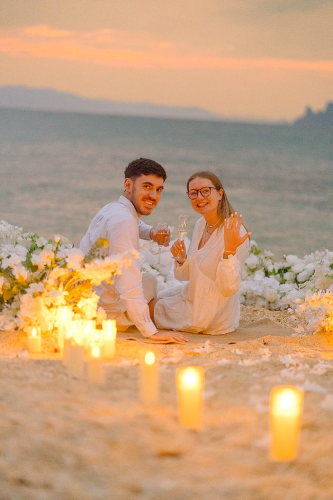 Krabi surprise proposal decoration planner, Krabi Wedding Planner, Krabi wedding, Krabi Wedding Planner, Krabi wedding organizer , Surprise proposal, Krabi surprise proposal photography, proposal decoration, surprise proposal photographer in Krabi