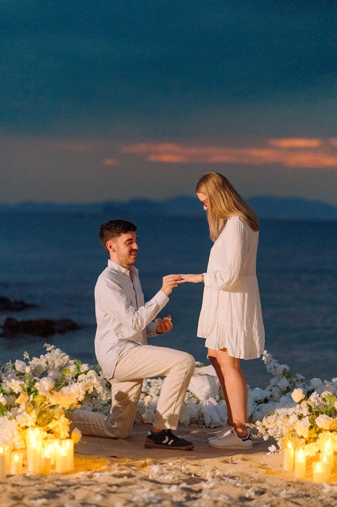 Krabi surprise proposal decoration planner, Krabi Wedding Planner, Krabi wedding, Krabi Wedding Planner, Krabi wedding organizer , Surprise proposal, Krabi surprise proposal photography, proposal decoration, surprise proposal photographer in Krabi