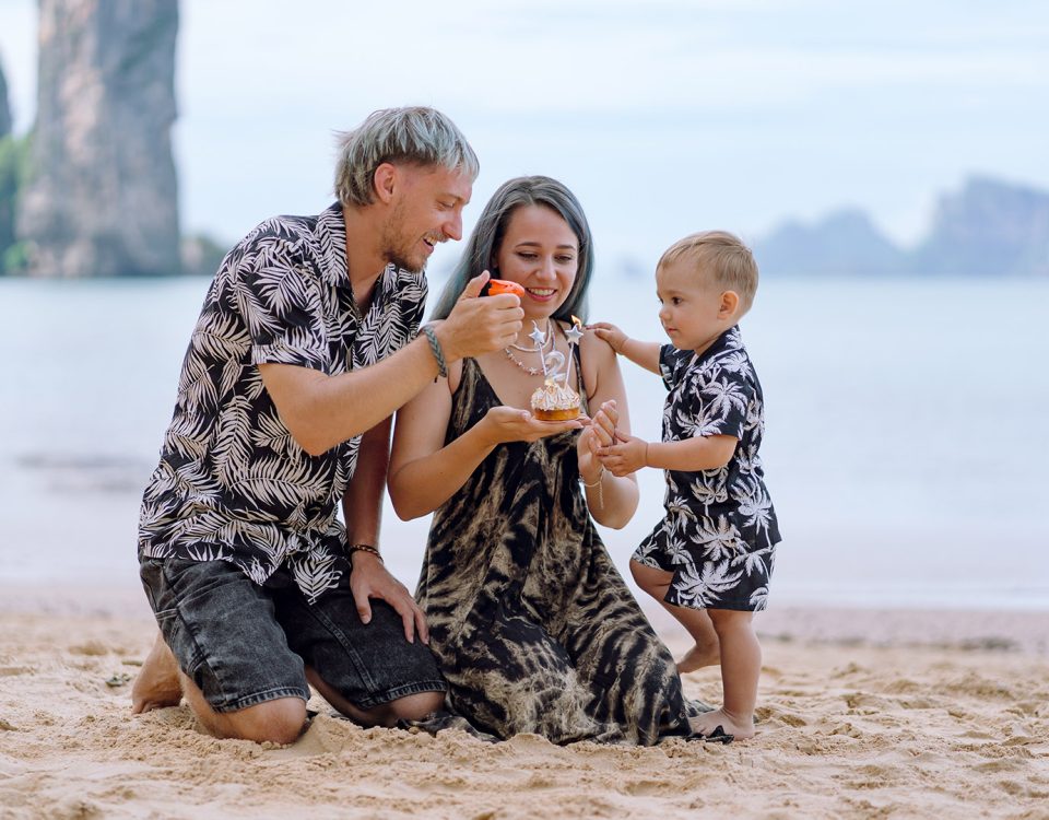 Krabi photographer, Krabi photography, Krabi photo shoot, Krabi family photographer, Krabi family photography, family phoshoot at Railay beach