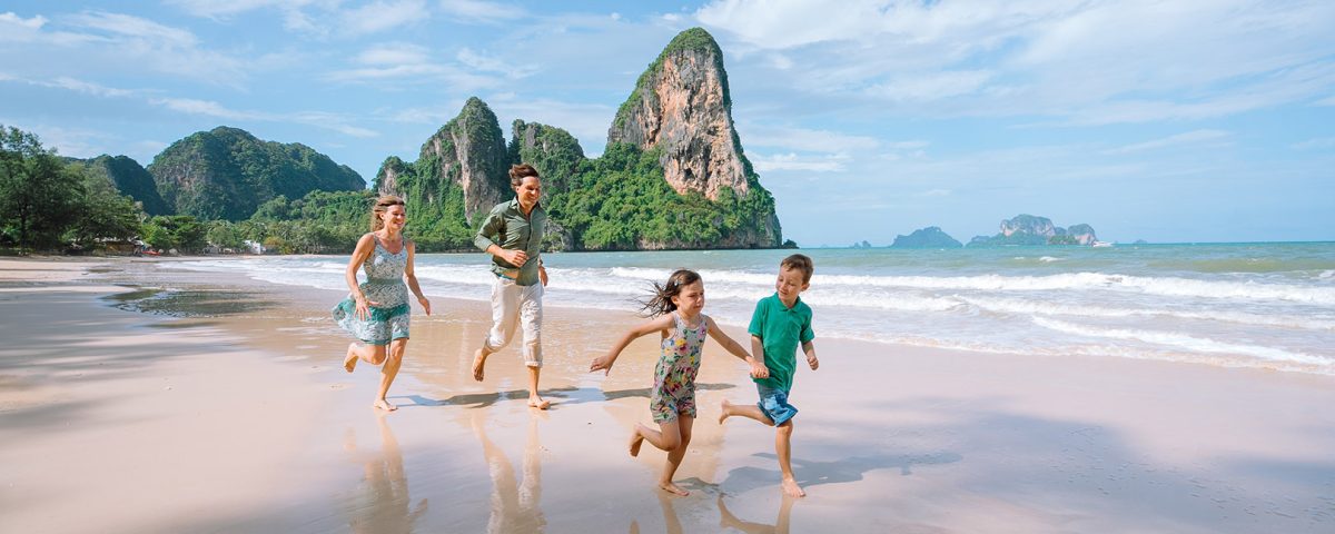 Krabi photographer, Krabi photography, Krabi photo shoot, Krabi family photographer, Krabi family photography, family photoshoot at Railay beach