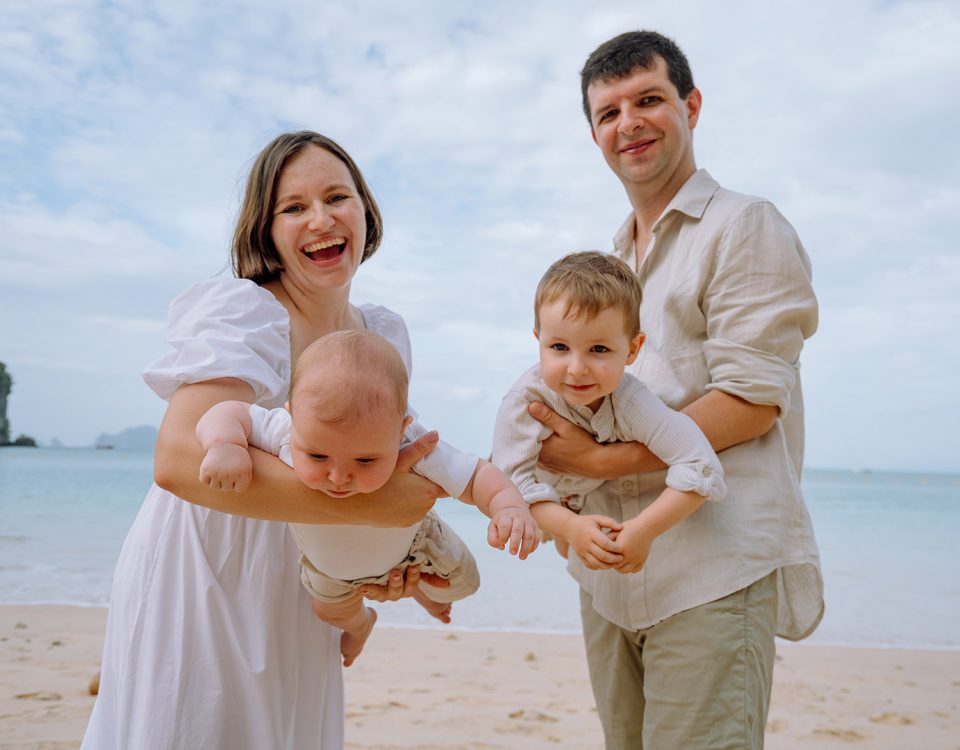 Krabi photographer, Krabi photography, Krabi photo shoot, Krabi family photographer, Krabi family photography, family photoshoot at Railay beach