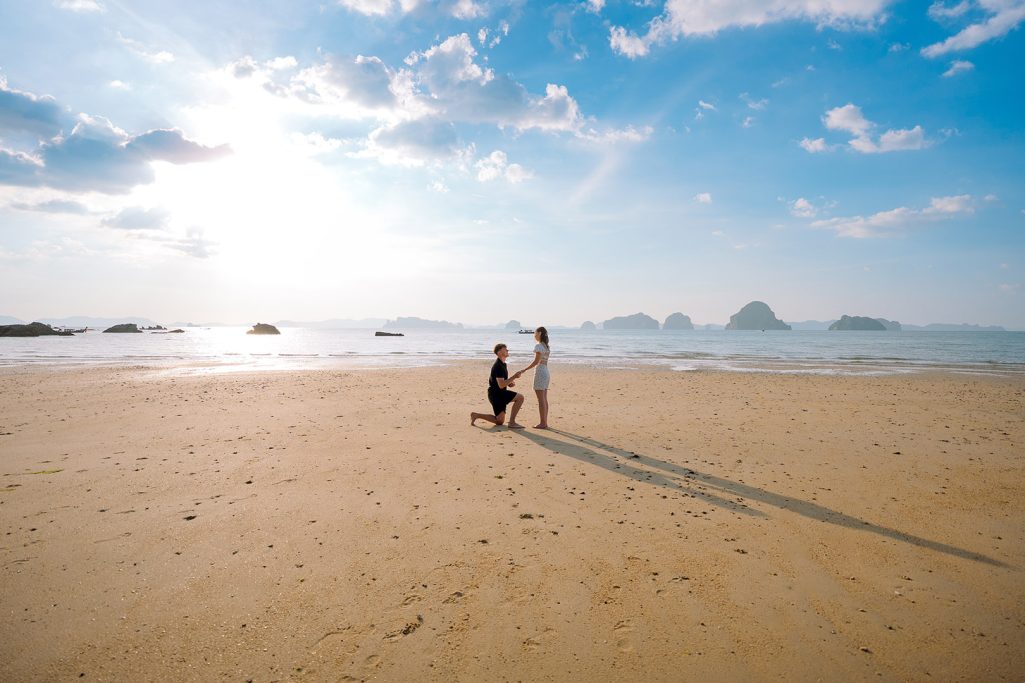 Krabi surprise proposal, Surprise proposal, Krabi surprise proposal photography, surprise proposal photographer in Krabi, surprise marriage proposal