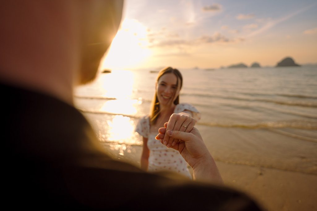 Krabi surprise proposal, Surprise proposal, Krabi surprise proposal photography, surprise proposal photographer in Krabi, surprise marriage proposal