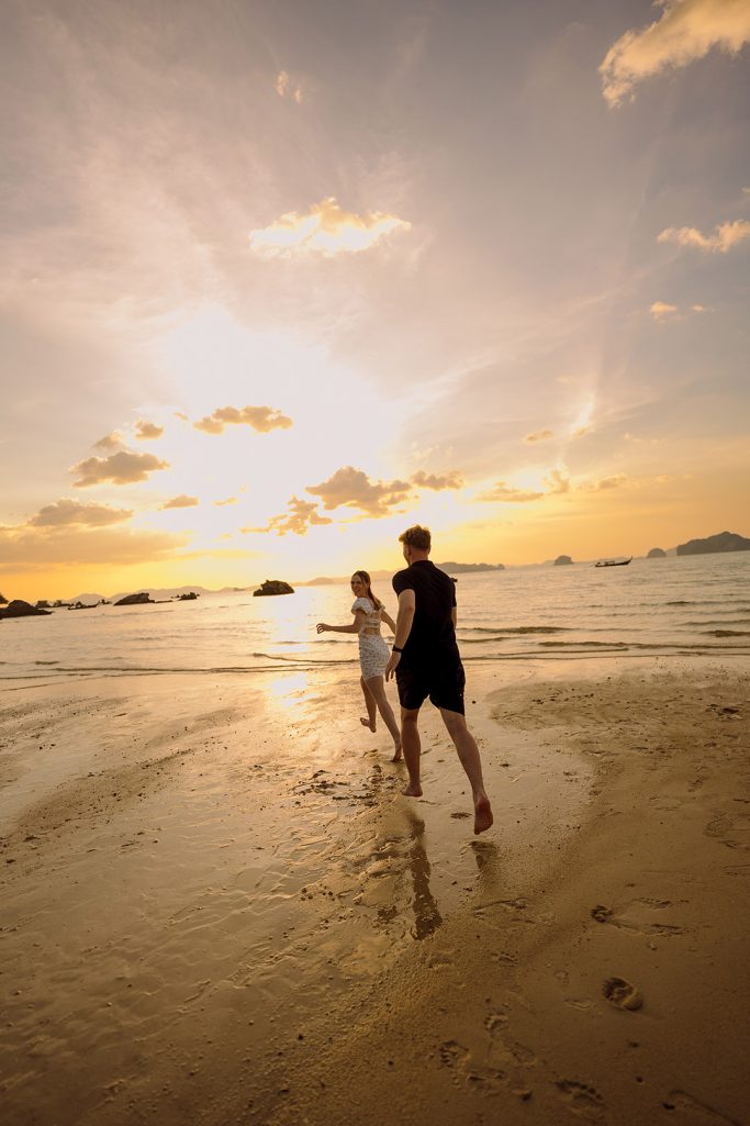 Krabi surprise proposal, Surprise proposal, Krabi surprise proposal photography, surprise proposal photographer in Krabi, surprise marriage proposal