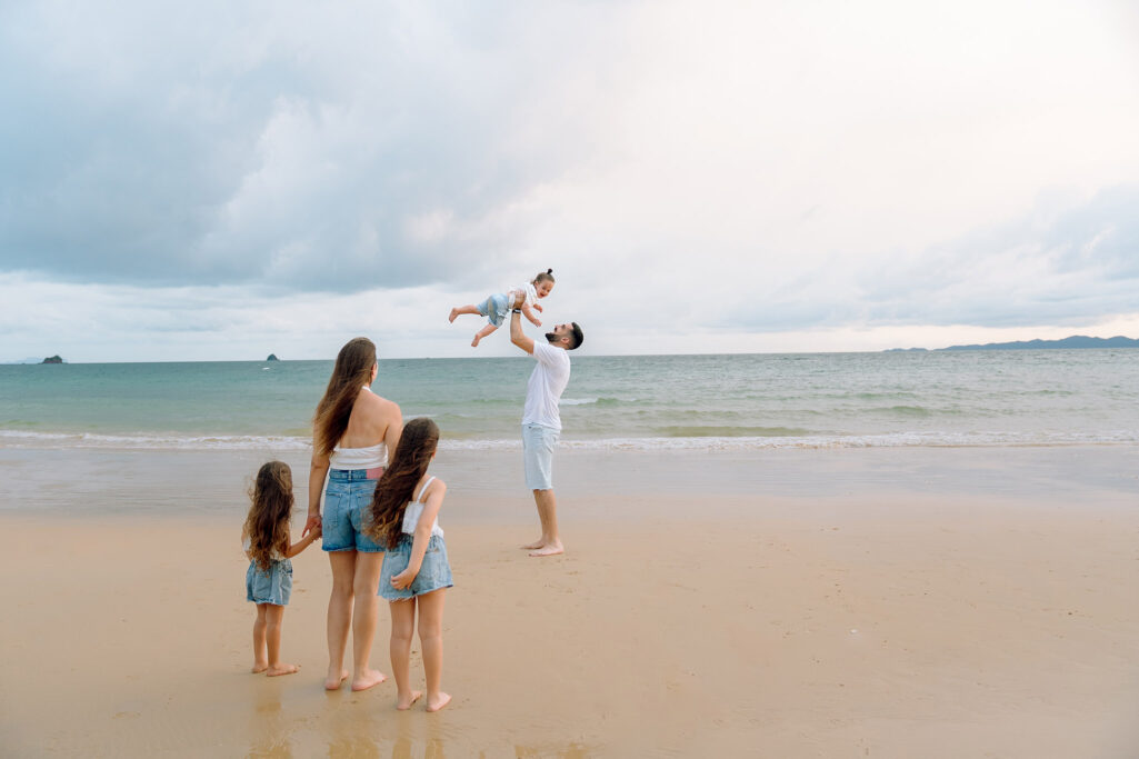 Family photo shoot, Family photo shoot at Dusit Thani Krabi, Family photographer, Honeymoon photo shoot at Dusit Thani Krabi, Krabi family photographer, Krabi photographer, Krabi photography, Krabi vacation photographer, Krabi wedding photographer, Photo shoot at Dusit Thani Krabi, Photographer at Dusit Thani Krabi, photographer in Dusit Thani Krabi, Photography at Dusit Thani Krabi, Dusit Thani Krabi, Dusit Thani Krabi instagram photos, Dusit Thani Krabi photo, Dusit Thani Krabi photographer, Dusit Thani Krabi, family, family photography